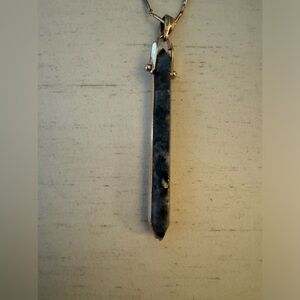 Stella & Dot gold tone and stone necklace